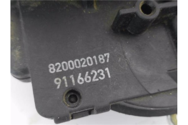 Recambio de cierre electromagnetico trasero izquierdo para renault trafic ii furgón 1.9 27 cn referencia OEM IAM 8200020187 9116