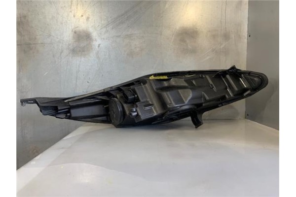 Recambio de faro delantero izquierdo para ford fiesta vi 1.25 referencia OEM IAM 8A6113W030G 1EJ24704501 
