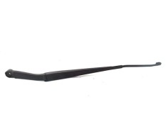 Recambio de brazo limpiaparabrisas delantero derecho para nissan nv200 furgón 1.5 dci referencia OEM IAM F721  