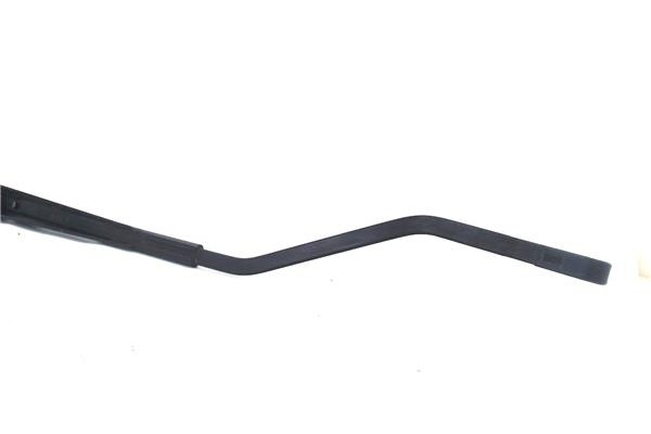 Recambio de brazo limpiaparabrisas delantero izquierdo para nissan nv200 furgón 1.5 dci referencia OEM IAM F722  
