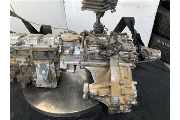 Recambio de caja cambios manual 4x4 para mitsubishi galloper (hyundai) 2.5 d referencia OEM IAM M011S5A001 ME580807 