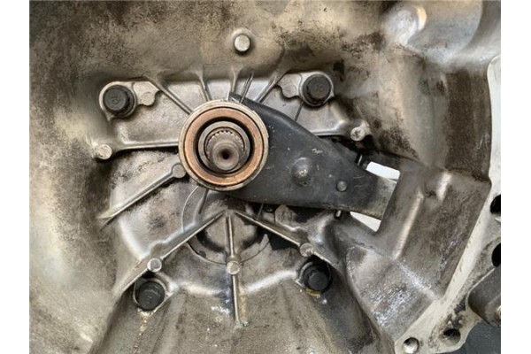 Recambio de caja cambios manual 4x4 para mitsubishi galloper (hyundai) 2.5 d referencia OEM IAM M011S5A001 ME580807 