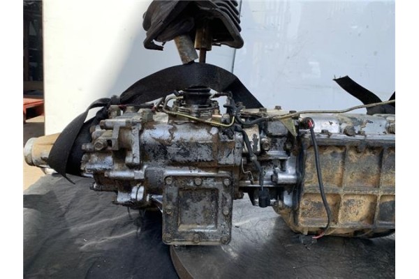 Recambio de caja cambios manual 4x4 para mitsubishi galloper (hyundai) 2.5 d referencia OEM IAM M011S5A001 ME580807 