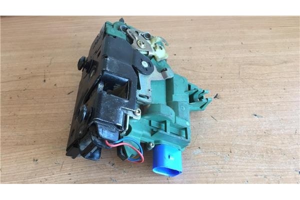 Recambio de cierre electromagnetico delantero izquierdo para seat ibiza (6l1) 1.2 hit referencia OEM IAM   