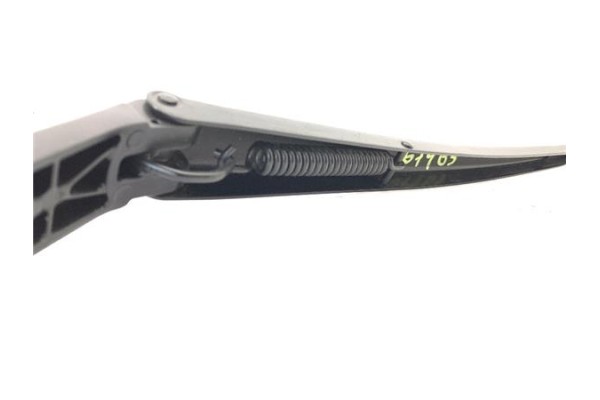 Recambio de brazo limpiaparabrisas delantero para toyota yaris (ksp9/scp9/nlp9) 1.3 vvt-i referencia OEM IAM 7109  