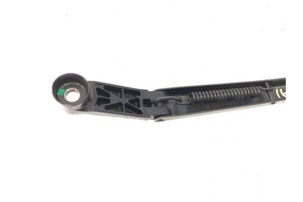 Recambio de brazo limpiaparabrisas delantero para toyota yaris (ksp9/scp9/nlp9) 1.3 vvt-i referencia OEM IAM 7109  