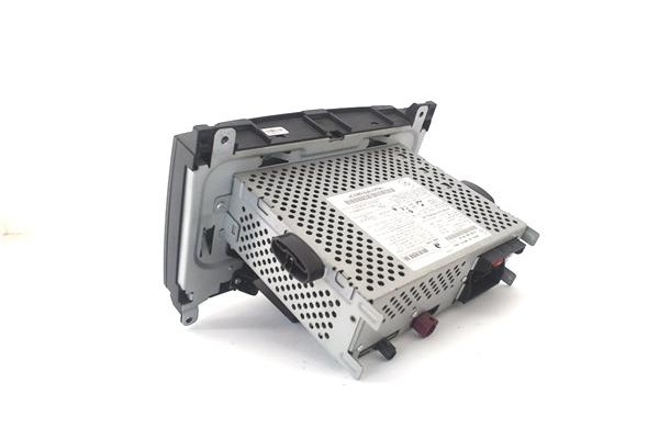Recambio de autoradio para mercedes-benz vito furgón (447) 2.1 114/116 cdi, 119 cdi/bt 4x4 extralang (447.605) referencia OEM IA