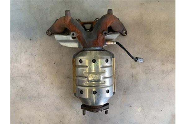 Recambio de catalizador para hyundai tucson (jm) 2.0 referencia OEM IAM 2851023A  