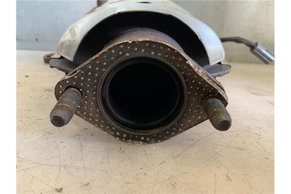 Recambio de catalizador para hyundai tucson (jm) 2.0 referencia OEM IAM 2851023A  