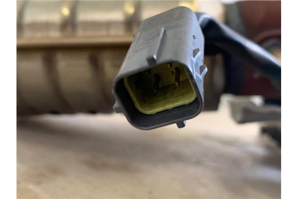 Recambio de catalizador para hyundai tucson (jm) 2.0 referencia OEM IAM 2851023A  