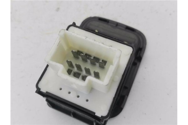 Recambio de mando elevalunas delantero izquierdo para citroen c3 1.2 feel referencia OEM IAM 98016298ZD  