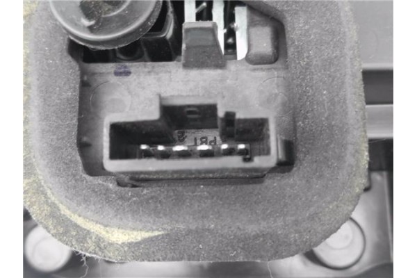 Recambio de piloto trasero izquierdo para citroen c3 1.2 feel referencia OEM IAM 9812257580 L90074661 