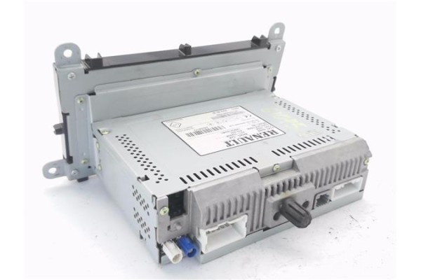 Recambio de autoradio para renault clio iv 1.5 business referencia OEM IAM 281155249R 281155249RT 