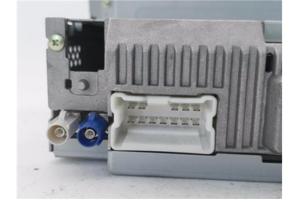 Recambio de autoradio para renault clio iv 1.5 business referencia OEM IAM 281155249R 281155249RT 