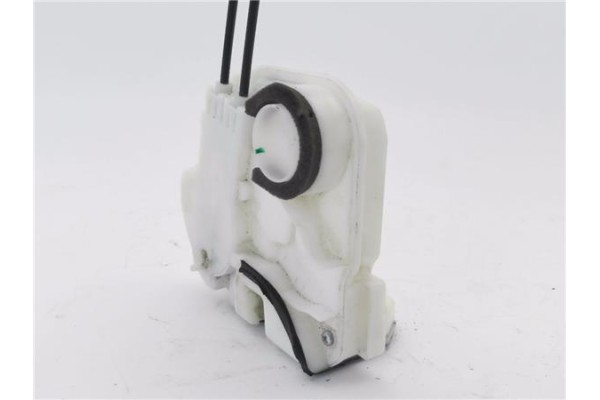 Recambio de cierre electromagnetico trasero derecho para mitsubishi space star (a00) 1.2 motion referencia OEM IAM 5745A426  