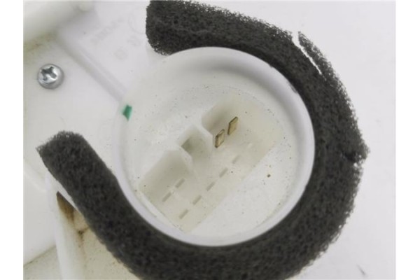 Recambio de cierre electromagnetico trasero derecho para mitsubishi space star (a00) 1.2 motion referencia OEM IAM 5745A426  