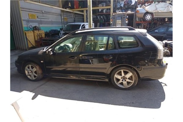 saab 9-3 berlina del año 2005