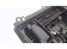 Recambio de consola para mercedes-benz vito / mixto furgón (w639) 109 cdi referencia OEM IAM A2205456528  