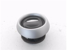 Recambio de rejilla entrada de aire para renault clio iv 1.5 business referencia OEM IAM 08239006  