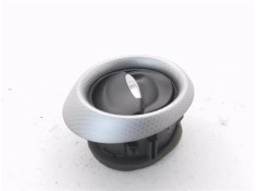 Recambio de rejilla entrada de aire para renault clio iv 1.5 business referencia OEM IAM 08239006  