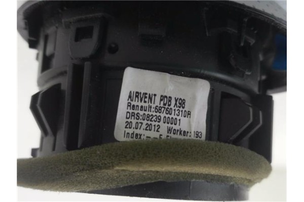 Recambio de rejilla entrada de aire para renault clio iv 1.5 business referencia OEM IAM 687601310R 08239006 