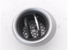 Recambio de rejilla entrada de aire para renault clio iv 1.5 business referencia OEM IAM 687601310R 08239006 