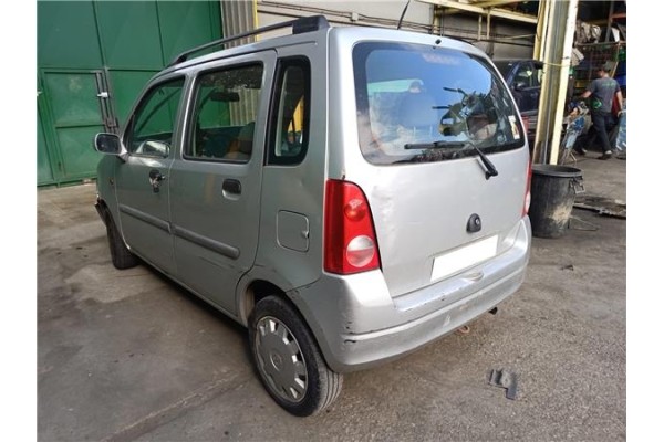 opel agila del año 2001