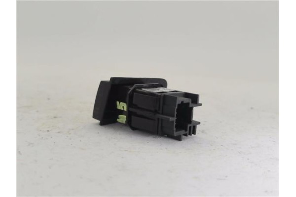 Recambio de interruptor luces emergencia para renault clio iv 1.5 business referencia OEM IAM 252907372R  