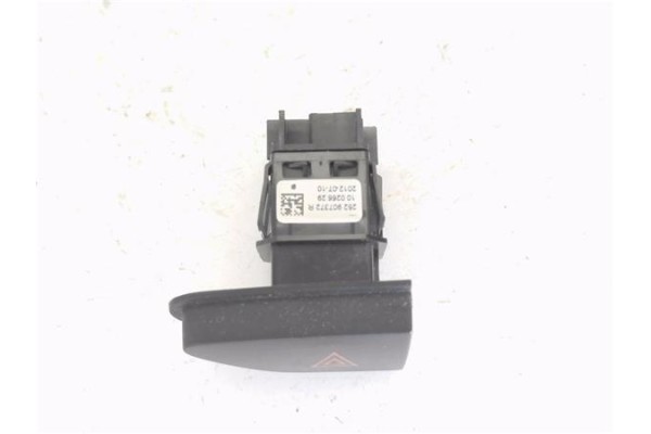 Recambio de interruptor luces emergencia para renault clio iv 1.5 business referencia OEM IAM 252907372R  