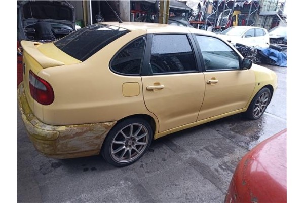 seat cordoba berlina (6k2) del año 2000