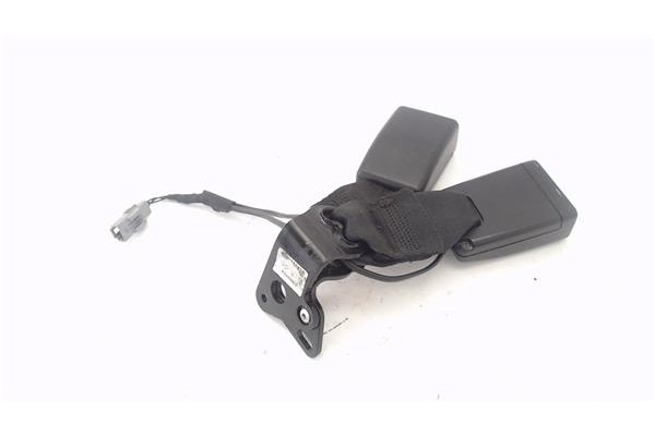 Recambio de anclaje cinturon trasero izquierdo para renault clio iv 1.5 business referencia OEM IAM  2345863 