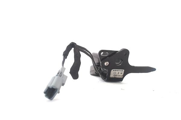 Recambio de anclaje cinturon trasero derecho para renault clio iv 1.5 business referencia OEM IAM 878167711R 2344129 