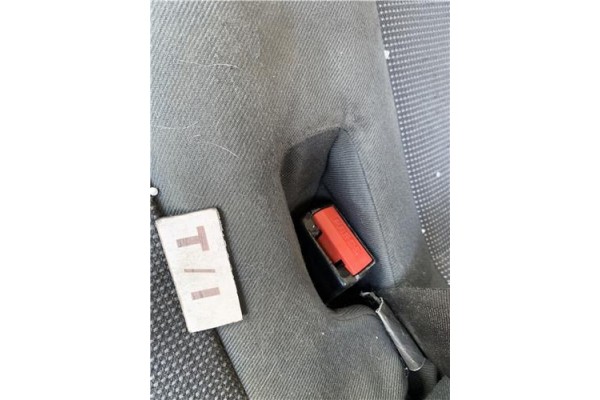 Recambio de anclaje cinturon trasero izquierdo para peugeot expert furgón 2.0 furgón l1h1 referencia OEM IAM 8974ZF  