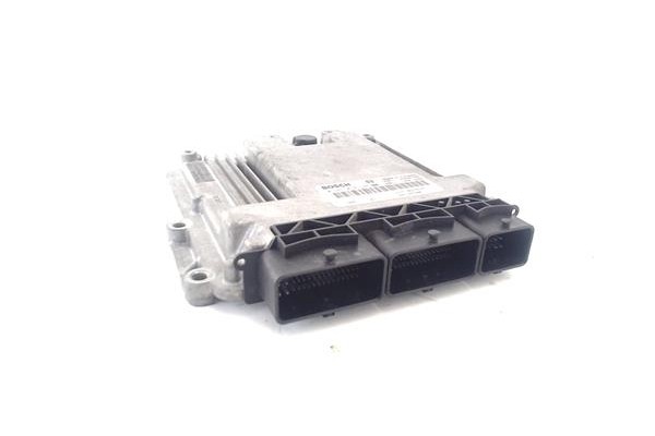 Recambio de centralita para renault clio iv 1.5 business referencia OEM IAM 237102748R 237102747R 