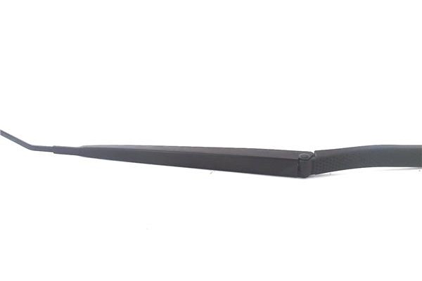 Recambio de brazo limpiaparabrisas delantero derecho para renault clio iv 1.5 business referencia OEM IAM 288810421R 288869893R 