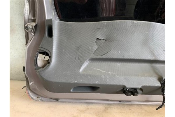 Recambio de porton trasero para renault clio iv 1.5 business referencia OEM IAM 901009631R  