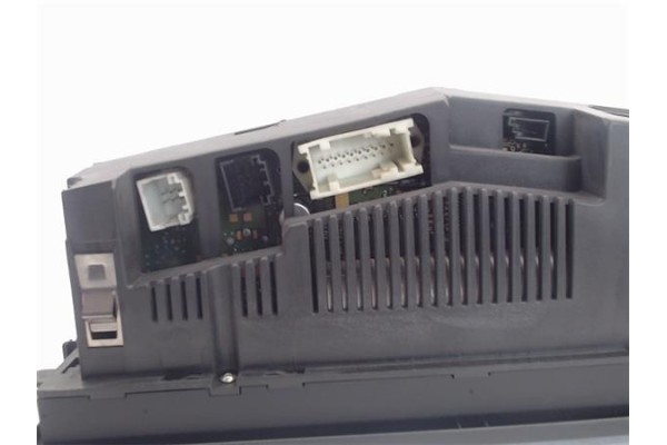 Recambio de mandos climatizador para bmw serie 3 berlina (e46) referencia OEM IAM 64118382446  