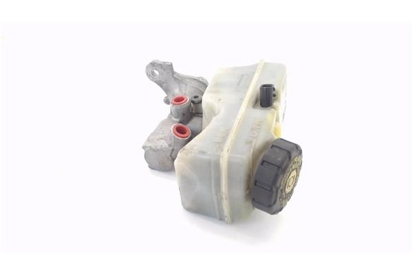 Recambio de bomba freno para renault clio iv 1.5 business referencia OEM IAM 460119686R 460910590R 