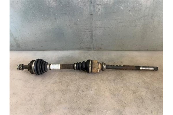 Recambio de palier delantero derecho para citroen xsara picasso 1.6 hdi referencia OEM IAM 32739Z 3855379 