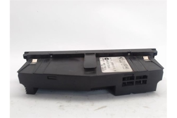 Recambio de mandos climatizador para bmw serie 3 berlina (e46) referencia OEM IAM 64118382446  