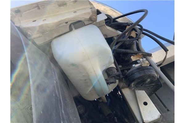 Recambio de deposito limpiaparabrisas para peugeot expert furgón 2.0 furgón l1h1 referencia OEM IAM 6431D0  