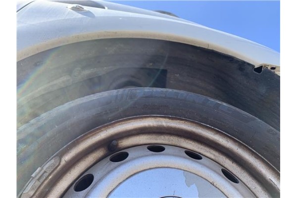 Recambio de pase rueda delantero derecho para peugeot expert furgón 2.0 furgón l1h1 referencia OEM IAM 7136AP  