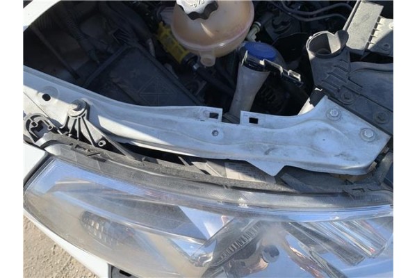 Recambio de soporte faro derecho para peugeot expert furgón 2.0 furgón l1h1 referencia OEM IAM 7213TK  