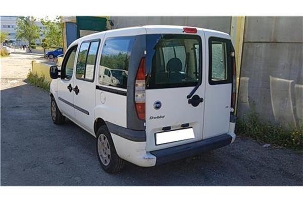 Recambio de puerta lat. corredera izquierda para fiat i doblo (223) cargo 1.9 jtd referencia OEM IAM   