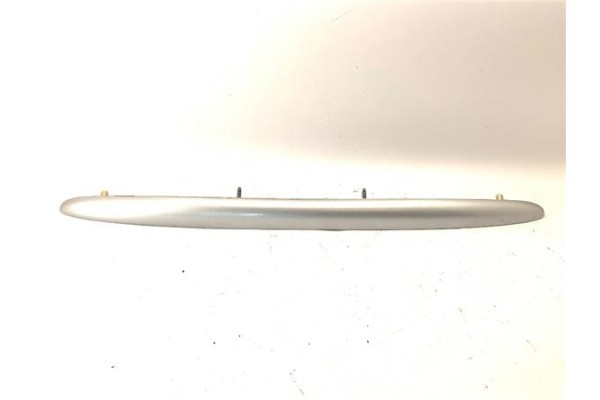 Recambio de moldura porton trasero para peugeot 206 1.4 hdi eco 70 referencia OEM IAM 9648068077 9648068177 