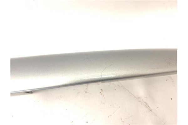 Recambio de moldura porton trasero para peugeot 206 1.4 hdi eco 70 referencia OEM IAM 9648068077 9648068177 