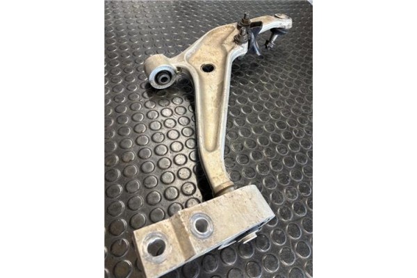 Recambio de brazo suspension delantero izquierdo para nissan x-trail (t30) 2.0 referencia OEM IAM 545018H310  