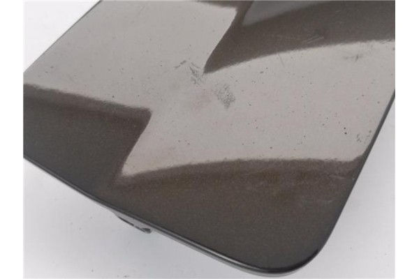 Recambio de tapa exterior combustible para fiat croma (194) 1.9 d multijet referencia OEM IAM 735401790  