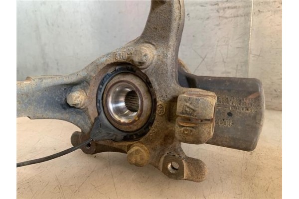 Recambio de mangueta delantero derecha para opel zafira b 1.9 enjoy referencia OEM IAM 13197803  