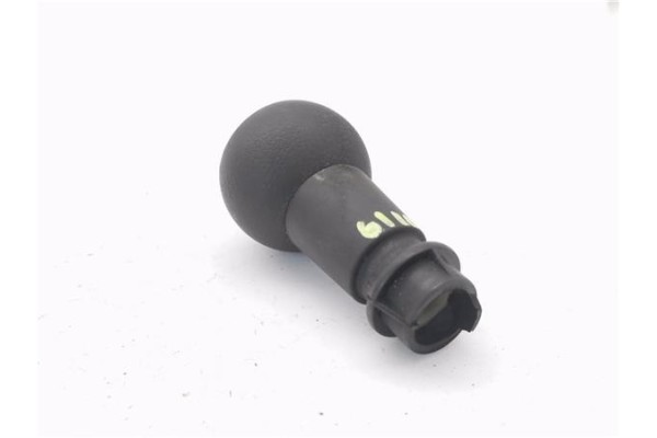 Recambio de pomo palanca cambio para peugeot 207 1.6 hdi referencia OEM IAM 2403CN  